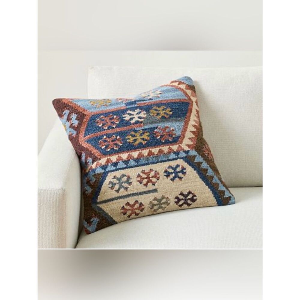 Pottery Barn Curtis Kilim Set of 2 Pillows Wool/ Cotton Blend Multi Colored EUC